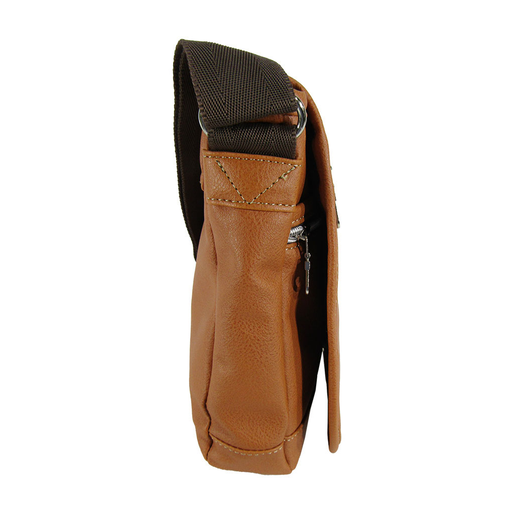 [CUBIC CORE キュービックコア] 縦型 フラップ ショルダーバッグ 合皮 軽量 ファスナー メンズ  茶 ブラウン 1870