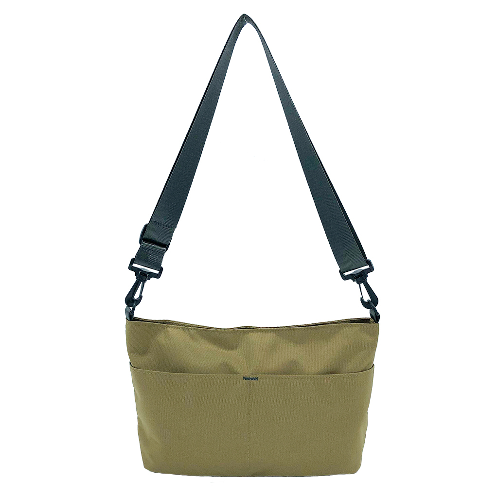 [ONE MILEシリーズ] 横長 ファスナー付きショルダーバッグ | 軽量 ポシェット サブバッグ シンプル アウトドア 茶 ブラウン 4X30