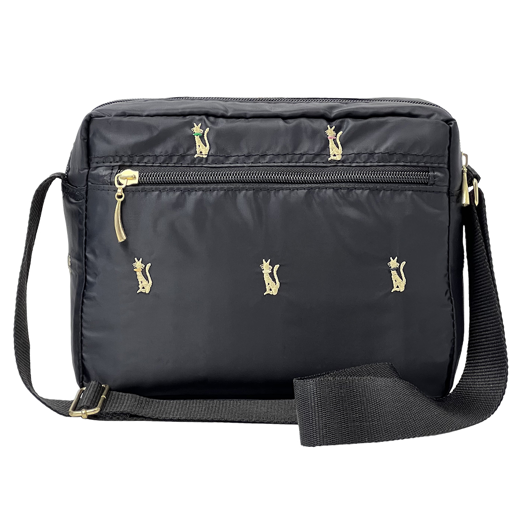 [Sofia Valentino ソフィアバレンチノ] ネコ柄 刺繍 ショルダーバッグ | ボンディング素材 軽量 収納力抜群 ななめ掛け フラップ ファスナー付 ポシェット ねこ ブラック 4915