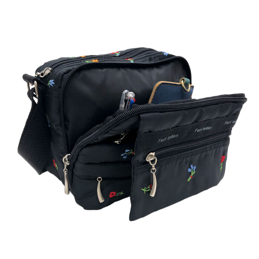 [Sofia Valentino ソフィアバレンチノ] 小花柄 刺繍 ショルダーバッグ | ボンディング素材 軽量 多収納 ななめ掛け フラップ ファスナー付 ポシェット 花柄 黒 ブラック 4792