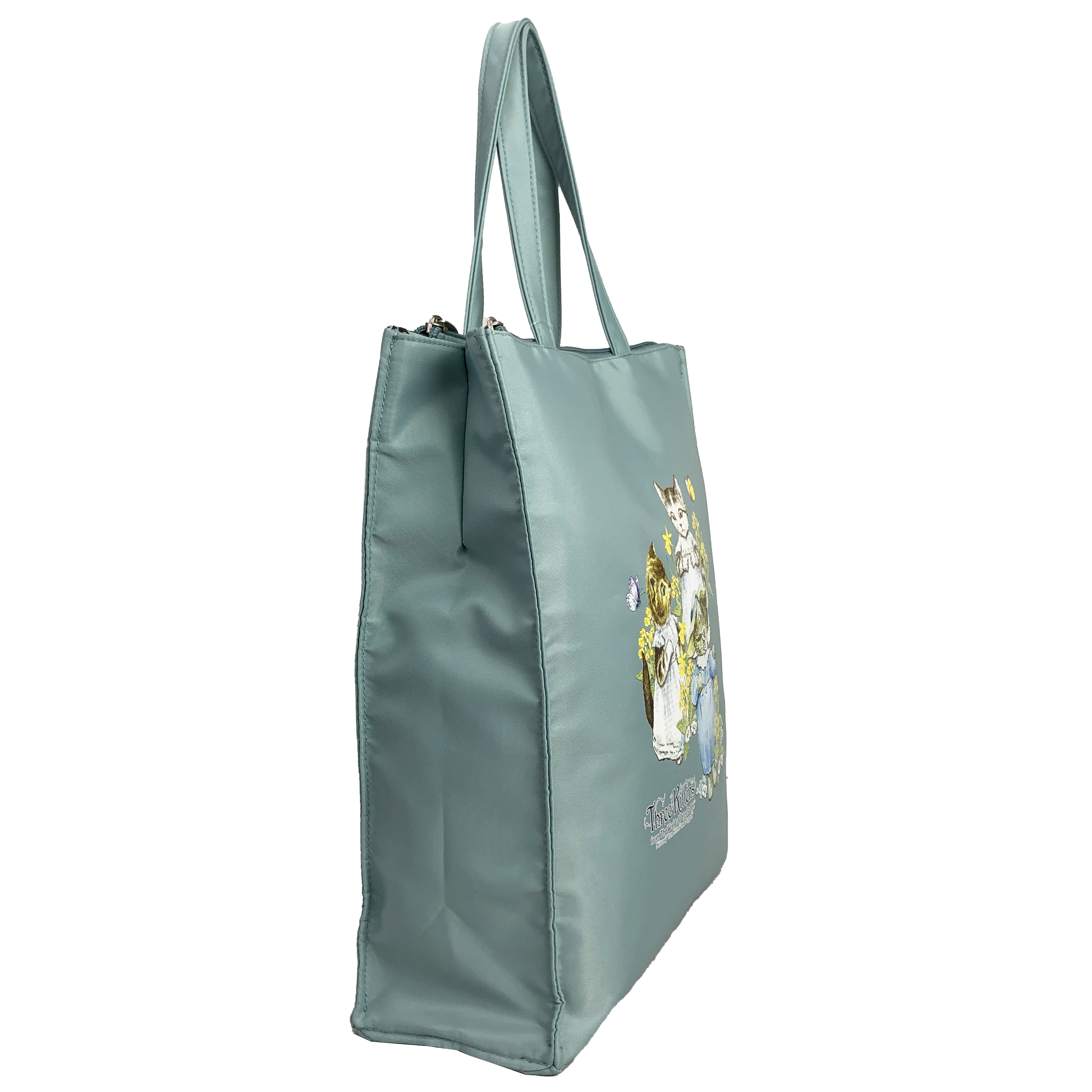  [ピータ―ラビット (ＴＭ )] A4サイズ対応 トートバッグ ハンドバッグ サブバッグ 手持ちタイプ 撥水 ポケット充実 ファスナー付き 大人 上品 かわいい レディース PETERRABBIT(ＴＭ) うさぎ ねこ レッスンバッグ 買い物 お稽古 習い事 縦型トート 0635　02グリーン ThreeKittens