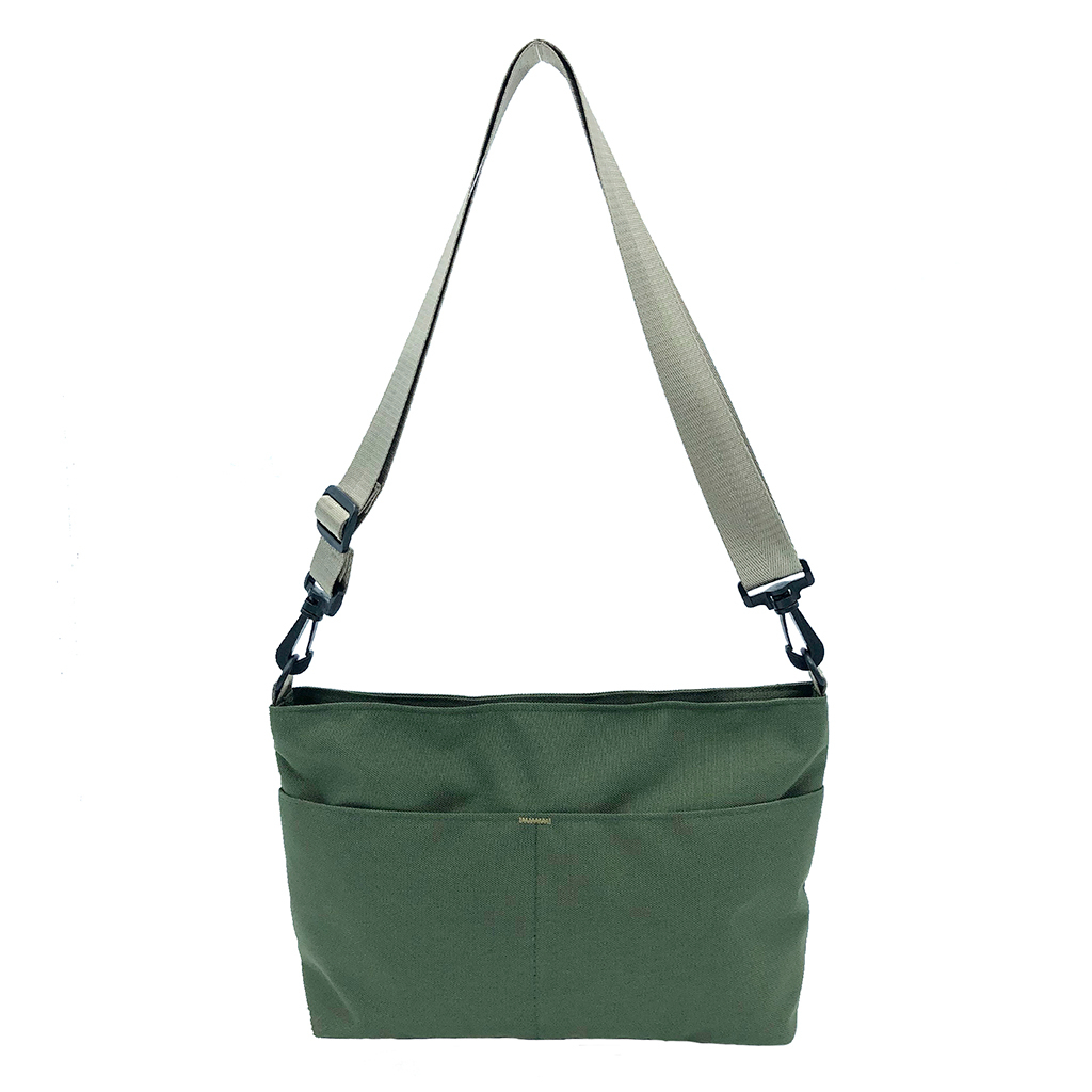 [ONE MILEシリーズ] 横長 ファスナー付きショルダーバッグ | 軽量 ポシェット サブバッグ シンプル アウトドア 緑 カーキ 4X30