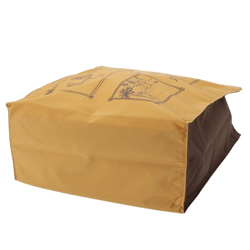 スクエアトートバッグ (S) 0646-03 [PETER RABBIT(TM) ピーターラビット(TM)] 軽量 B5 買い物 底板付き スクエア型 サブバッグ お稽古 うさぎ トートバッグ