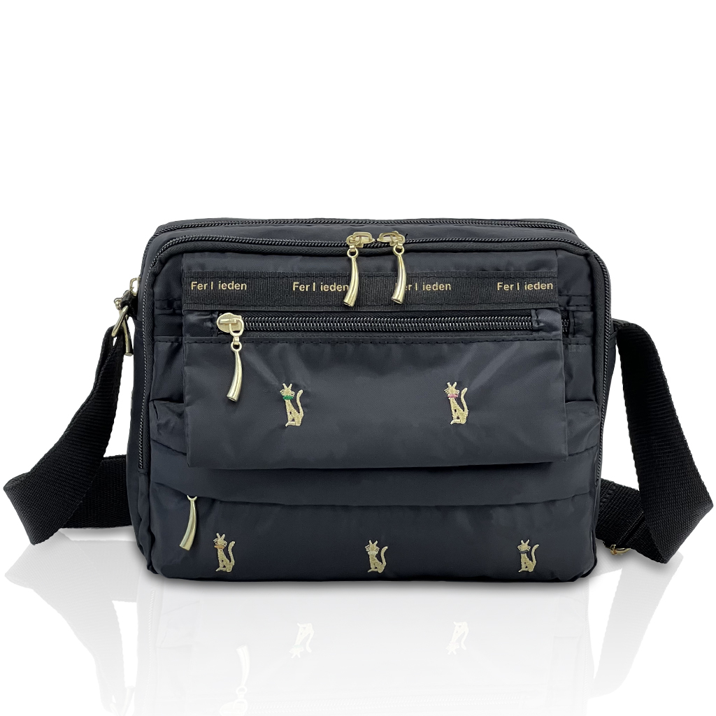 [Sofia Valentino ソフィアバレンチノ] ネコ柄 刺繍 ショルダーバッグ | ボンディング素材 軽量 収納力抜群 ななめ掛け フラップ ファスナー付 ポシェット ねこ ブラック 4915