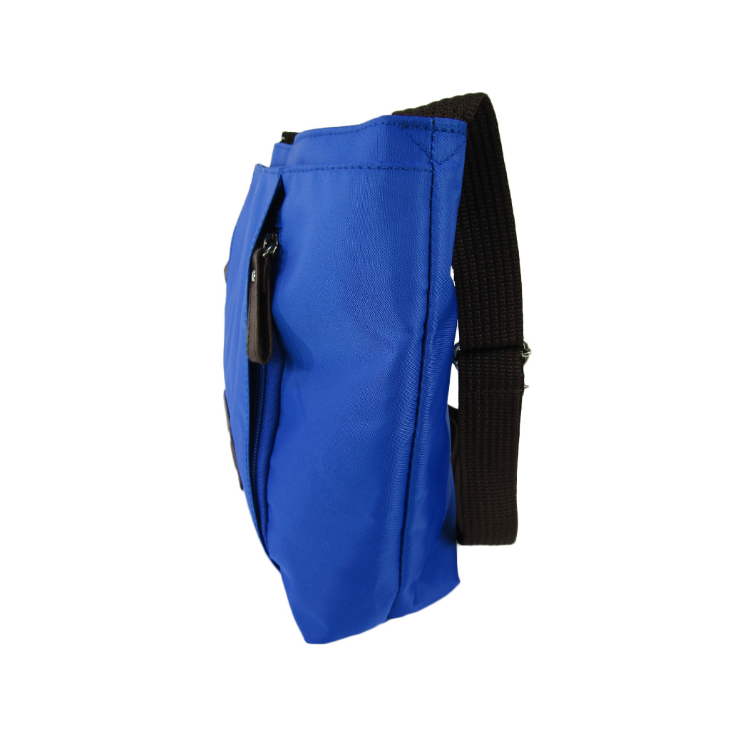 [Sofia Valentino ソフィアバレンチノ] 縦ファスナー ポケット付 ショルダーバッグ｜レディース 多機能 ななめ掛け ブルー 4874