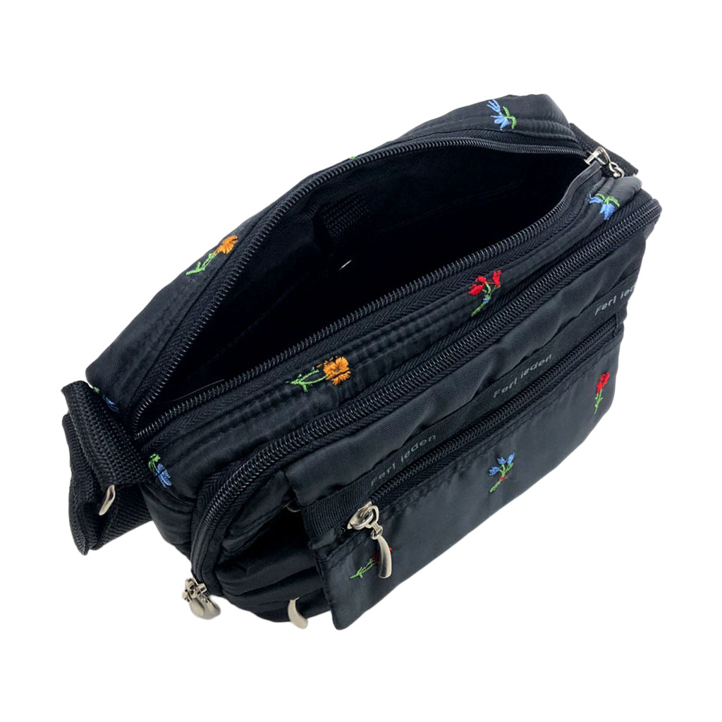 [Sofia Valentino ソフィアバレンチノ] 小花柄 刺繍 ショルダーバッグ | ボンディング素材 軽量 多収納 ななめ掛け フラップ ファスナー付 ポシェット 花柄 黒 ブラック 4792