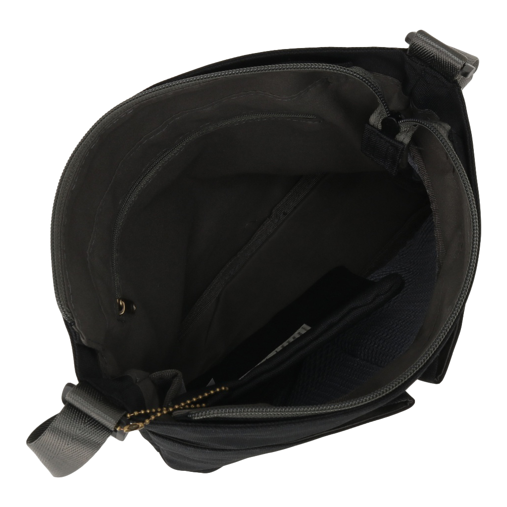 [ONE MILEシリーズ] ポーチ付き♪ 縦型 ショルダーバッグ | 軽量 ポケット充実 ファスナー開閉 男女兼用 シンプル 黒 ブラック 4X48