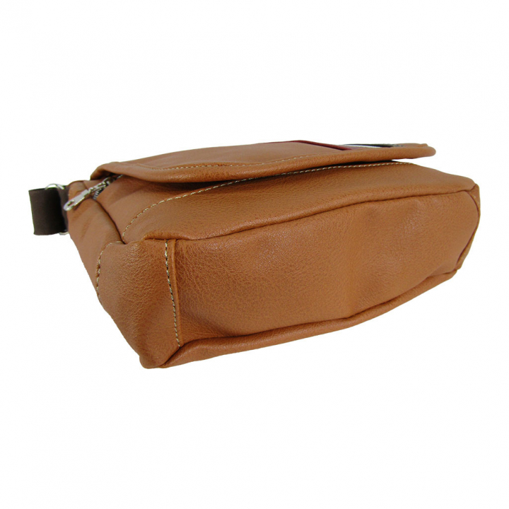 [CUBIC CORE キュービックコア] 縦型 フラップ ショルダーバッグ 合皮 軽量 ファスナー メンズ  茶 ブラウン 1870