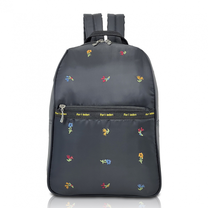 [Sofia Valentino ソフィアバレンチノ] 小花柄 刺繍 リュックサック | ボンディング素材  軽量リュック 収納力抜群 かわいい レディース 花柄 Dパック 黒 ブラック 4796