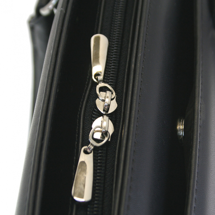 A4対応 レディース リクルートバッグ | 就活 就職 通勤バッグ 合皮 自立 底鋲 軽量 肩掛け 面接 営業 ビジネスバッグ ビジネストート 黒 ブラック 0483