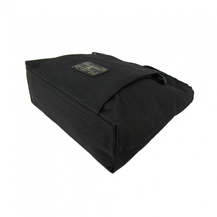 [Sofia Valentino ソフィアバレンチノ] 縦ファスナー ポケット付 軽量  ショルダーバッグ | レディース サコッシュ 多機能 ななめ掛け 黒 ブラック 4902