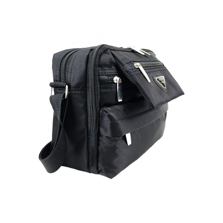 [Partner パートナー] フロントファスナー付 ショルダーバッグ | 多機能 ポケット 収納便利 ななめ掛け ブラック 5Y46